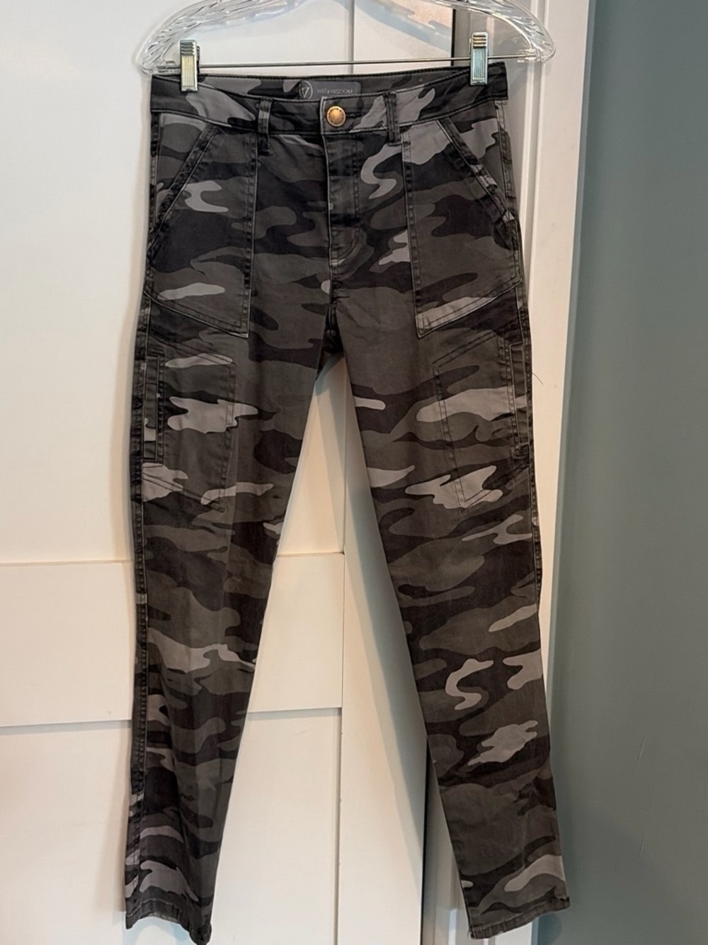 Wit & Wisdom Men's Gray Camouflage Cargo Pants
